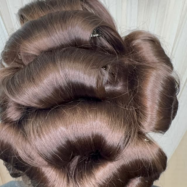 🫧 The Blowout Club at HairXniknak in Helotes, TX